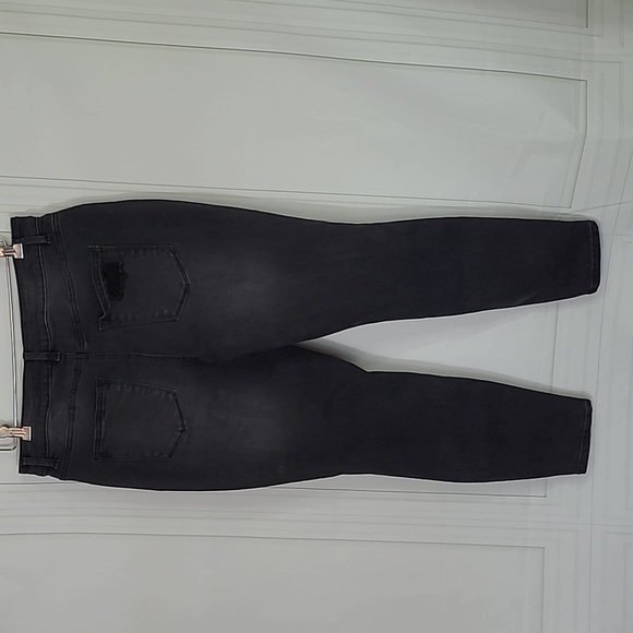 Maurices SZ Large Short Jeans Jeggings Black Distressed Denim High Rise Goth - Picture 5 of 13